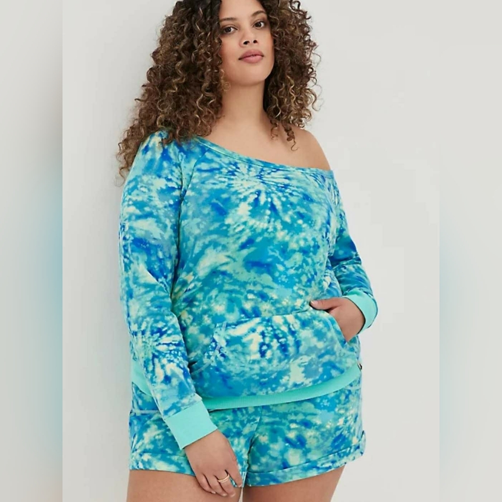 Torrid Blue Tie-Dye Lounge Set, ACTIVE SET WOMEN’S OFF SHOULDER SWEATSHIRT